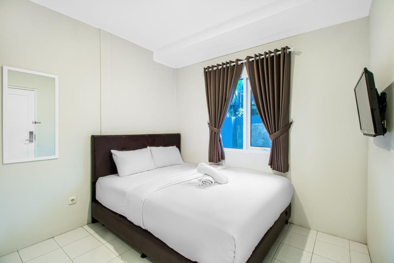 Urban24 Syariah Depok Hotel Exterior photo